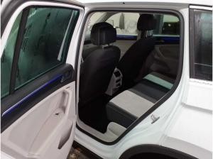 Volkswagen Tiguan Elegance 2.0 TDI DSG / IQ.Drive, Matrix