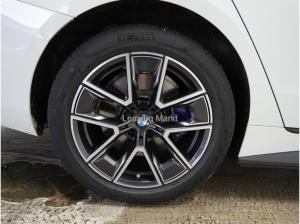 BMW i4 xDrive40 M Sportpaket + GARANTIE-bis-03.2030