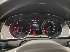 Volkswagen Passat Variant 2.0 TDI Elegance AHK Matrix Navi RFK ACC