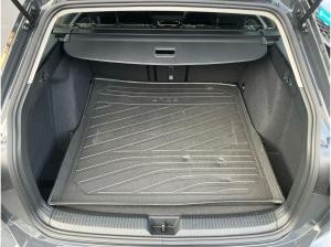 Volkswagen Golf Variant Style 2.0TDI DSG / Matrix, HuD, AHK