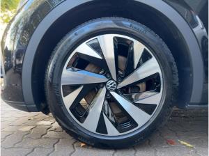 Volkswagen ID.5 Pro Performance WÄRMEPUMPE/AHK/NAVI/ACC