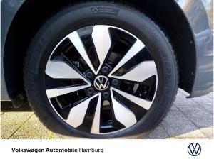 Volkswagen Golf VIII 2.0TDI DSG AHK Kamera Navi Sitzheizung