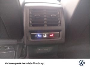 Volkswagen Golf VIII 2.0TDI DSG AHK Kamera Navi Sitzheizung