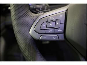 Volkswagen Passat 2.0 TDI SCR 4Motion R-Line Signature | 📣 Mai-Aktion – sofort verfügbar! 📣