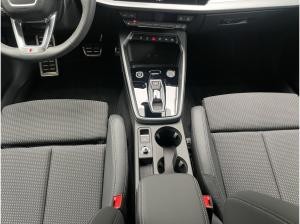Audi A3 Sportback 30TFSI S tronic S line AHK HUD 3ZAC SONOS