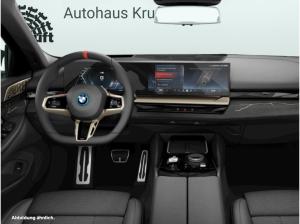 BMW i5 M60 xDrive Touring M SPORT PRO+B&W SOUND+PANO+AHK+ACC