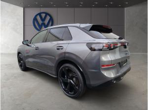 Volkswagen T-Roc R-Line 1.5 l eTSI OPF 7-Gang-Doppelkupplungsgetriebe DSG