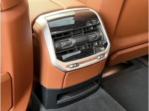 BMW i7 xDrive60 M Sport //AHK Leas.ab EUR 987,-inkl.