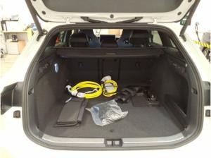 Volkswagen Passat Variant R-LINE 1.5 TSI eHybrid LEDER AHK PANO