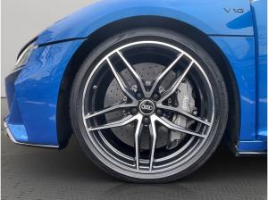 Audi R8 Spyder V10 perf. qu. Laser B&O Kamera Keramik