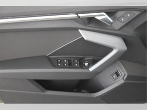 Audi A3 Sportback 30 TFSI S tronic advanced | PANO |