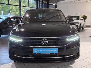 Volkswagen Tiguan 1.5 TSI DSG Ganzjahresreifen AppConnect