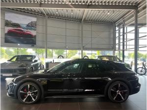 Porsche Taycan 4S Cross Turismo