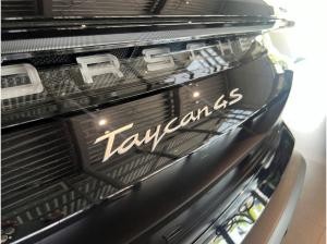 Porsche Taycan 4S Cross Turismo