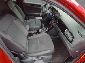 Volkswagen T-Roc R-Line 1.0 l TSI 85 kW (116 PS) ** SOFORT VERFÜGBAR** AHK*RüFaKa*NAV*