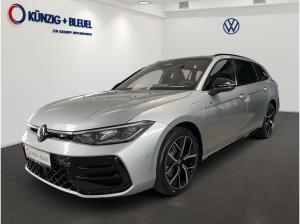 Volkswagen Passat Variant R-Line 1,5 l eHybrid DSG+AHK+MASSAGE+KAMERA+PANO