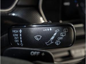 Volkswagen T-Cross R-Line 1.5 l TSI DSG *BIS 28.02.*