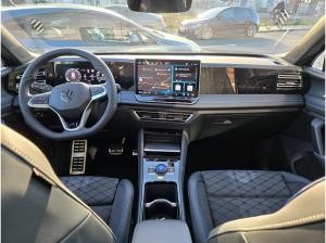 Volkswagen Tiguan R-Line "Black Style" //SOFORT VERF.// AHK, Pano, HUD, Standheizung usw.
