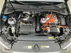 Audi Q3 Sportback S-Line 45 TFSIe S-tronic / AHK, LED