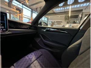 Volkswagen Passat 2.0 TDI DSG R-Line SOFORT VERFÜGBAR BlackStyle AHK Winterräder