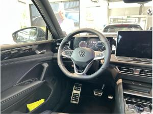 Volkswagen Tiguan 1.5 eTSI DSG R-Line SOFORT VERFÜGBARLeder Navi IQ.Drive Pre Winterrräder
