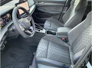 Volkswagen Golf VIII R-Line 1.5 eTSI DSG