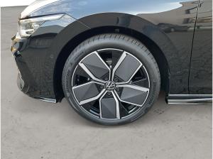 Volkswagen Golf VIII R-Line 1.5 eTSI DSG