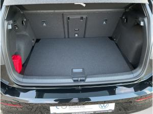 Volkswagen Golf VIII R-Line 1.5 eTSI DSG