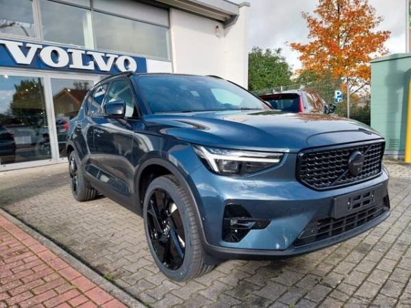 Volvo XC40 B4 Ultra Black Edition