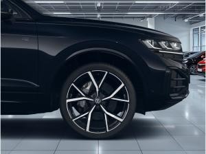Volkswagen Touareg R-Line FINAL EDITION V6 TSI (340 PS) 4MOTION*AHK*WINTERRÄDER*PANORAMA*