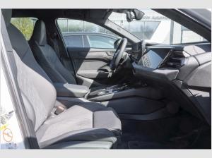 Audi A6 Avant TDI quattro S tronic S line