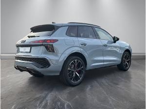 Audi Q3 SUV e-hybrid 200 kW S tronic MEMORY + 360° + MATRIX LED + PANO