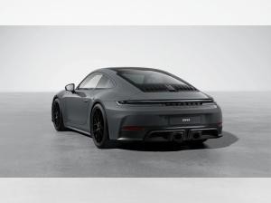 Porsche 992 Carrera 4 GTS