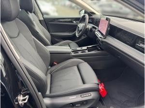 Volkswagen Passat Elegance 1.5 eHybrid DSG *Leder*Pano*AHK* !! sofort verfügbar !!