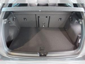 Volkswagen Golf GTE 1,5 l eHybrid 272 PS 5 Jahre Garantie AHK;WKR;DCC;PANO;LEDER