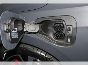 Volkswagen Golf GTE 1,5 l eHybrid 272 PS 5 Jahre Garantie AHK;WKR;DCC;PANO;LEDER