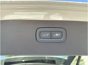 Volvo XC90 T8 Plug-in Hybrid Ultra Dark *sofort verfügbar!!*