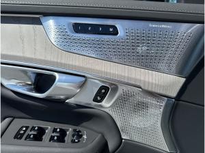 Volvo XC90 T8 Plug-in Hybrid Ultra Dark *sofort verfügbar!!*