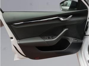 Skoda Octavia Combi Sportline 2.0 TDI DSG AHK NAVI LED