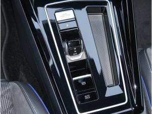 Volkswagen Golf R-Line 1,5 l eTSI OPF 7-Gang-Doppelkupplungsgetriebe DSG
