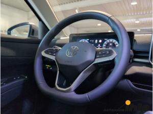 Volkswagen T-Roc 1,5 eTSI DSG Trend AHK+LIGHTASSIST+16''