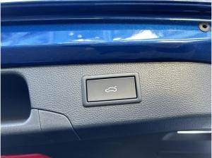 Volkswagen Passat Variant R-Line Pano HUD AHK IQ-Light