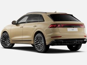 Audi SQ8 (4MT)