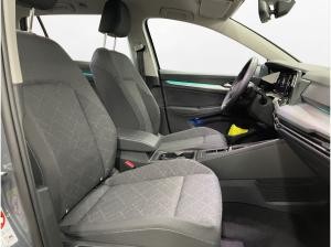 Volkswagen Golf VIII Variant 1.5 eTSI Life AHK LED Navi PDC vo+hi ACC