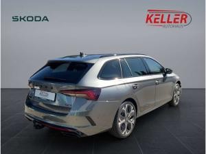 Skoda Octavia OCTAVIA COMBI RS 2,0 TSI 195 KW 7-GANG-DSG