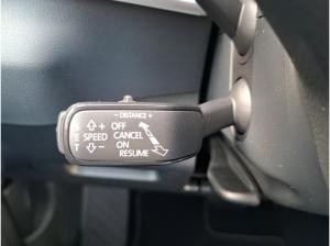 Skoda Karoq Tour 1.5 TSI DSG ACC AHK Matrix RKam EPH