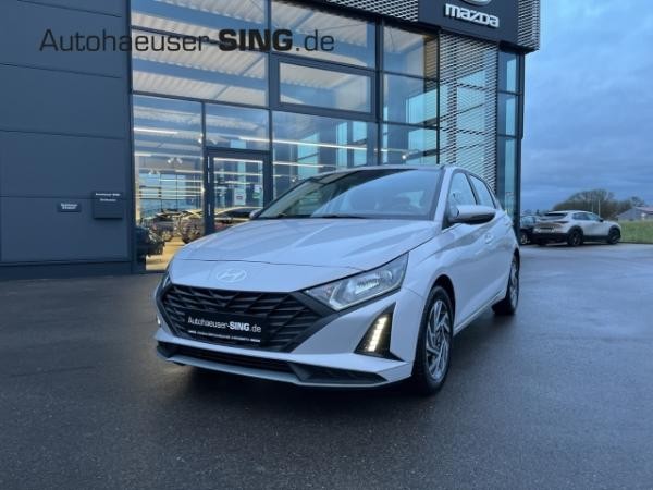 Hyundai i20 Kamera Navi Spurhalte Tempo SHZ LHZ CarPlay