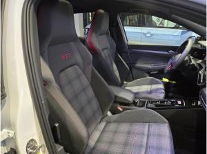 Volkswagen Golf GTI "Black Style" //SOFORT VERF.// (286 PS), Navi, AHK, LED, Pano
