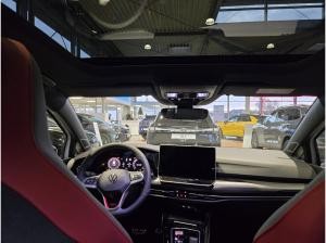 Volkswagen Golf GTI "Black Style" //SOFORT VERF.// (286 PS), Navi, AHK, LED, Pano