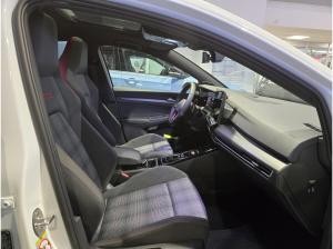 Volkswagen Golf GTI "Black Style" //SOFORT VERF.// (286 PS), Navi, AHK, LED, Pano
